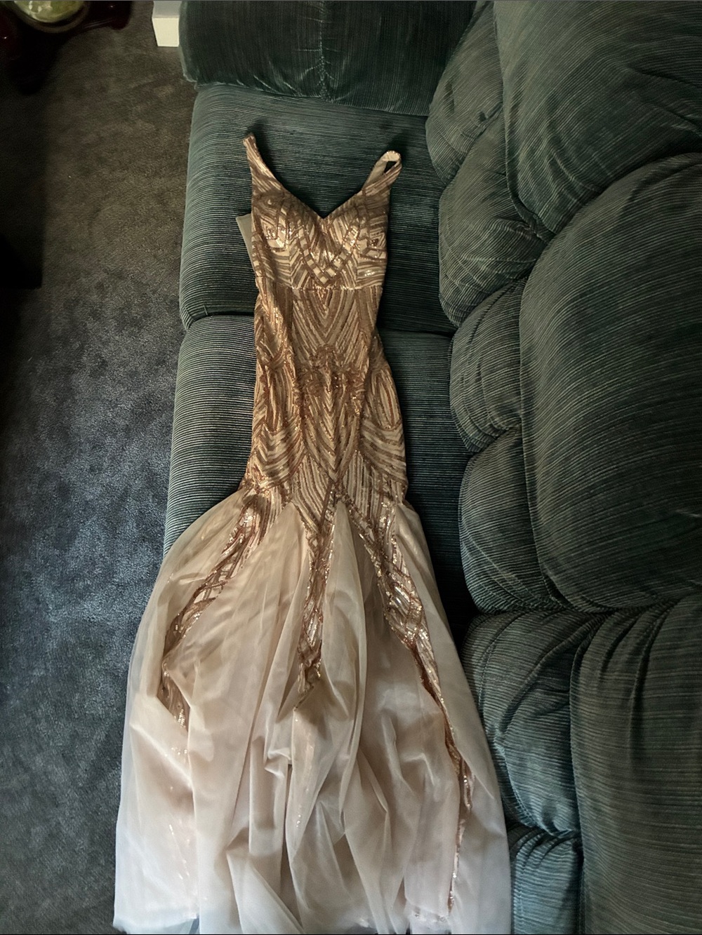 Sleeveless Sequin Mermaid Evening Dress in Rose Gold